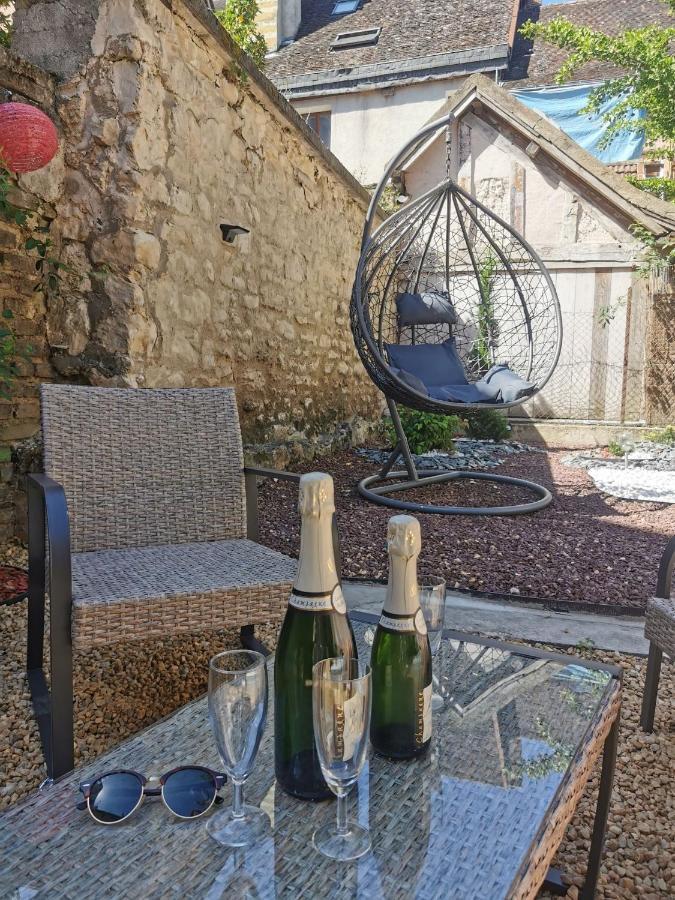 Les Cieux De La Cathedrale - Calme - Jardin - Wifi Apartment Troyes Exterior photo